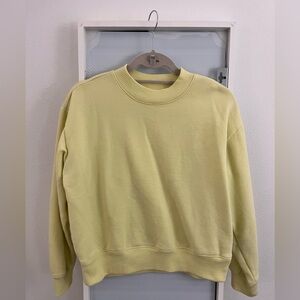 A New Day Pale Yellow Pullover Crew Neck Sweatshirt